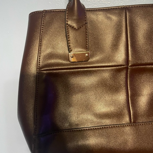 Brown Shoulder Bag - Picture 5 of 15